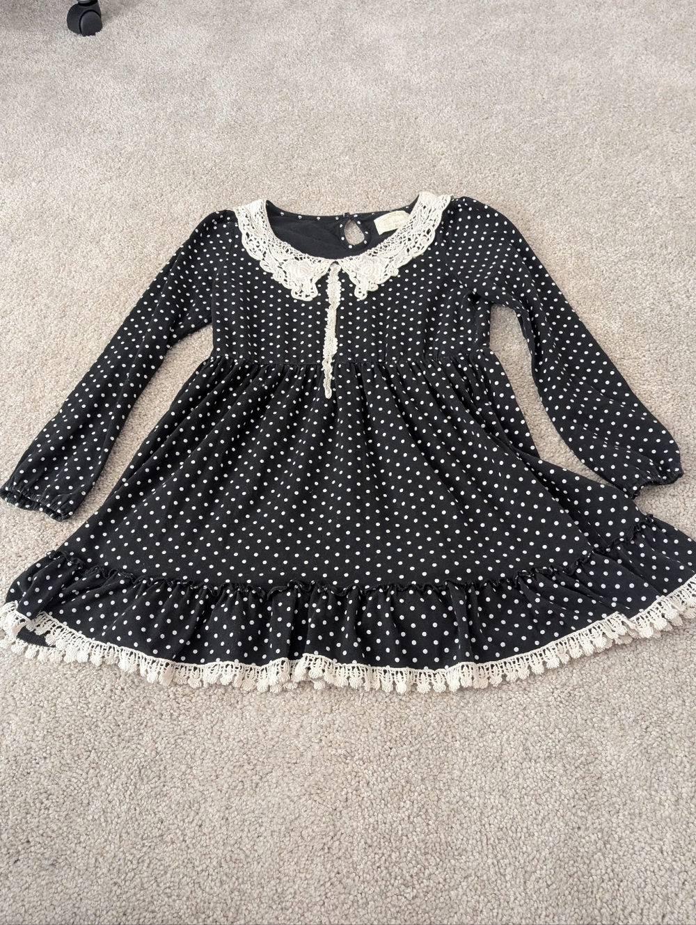 Bu Zhe Wu Black White Polka Dot Long Sleeve Ruffle Lolita Dress Medium